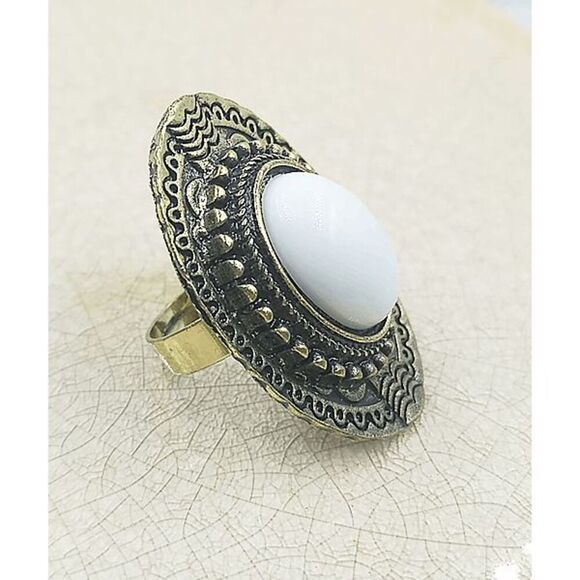 *Clearance* Ladies White Aztec Ring - Picture 1 of 5